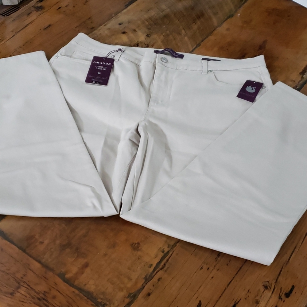 GLORIA VANDERBILT SLIMMING JEAN